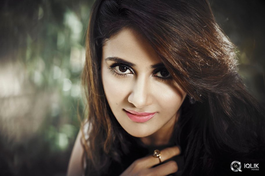 Parul-Yadav